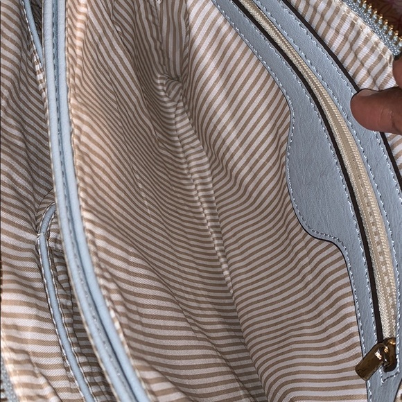 Wristlet purse with a strap - Picture 4 of 7